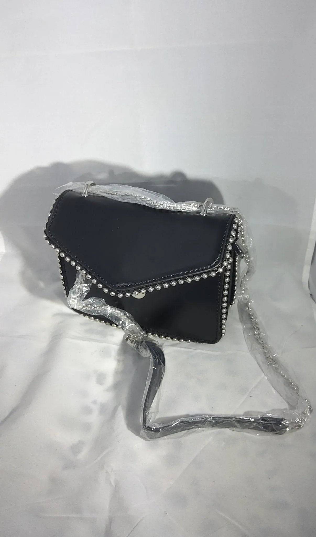 Tell Her Crossbody Handbag- Black.