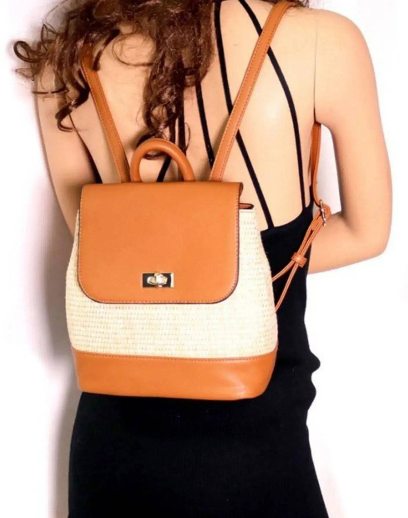 Lady Woven Straw Handbag-Tan.