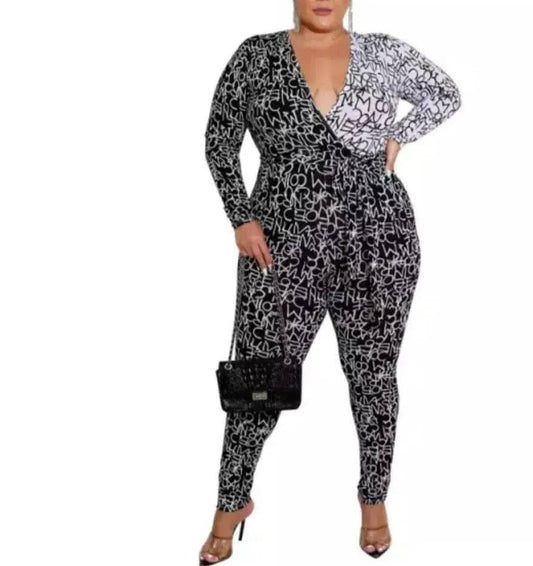 Letter Digital Print Jumpsuit-Black/White.