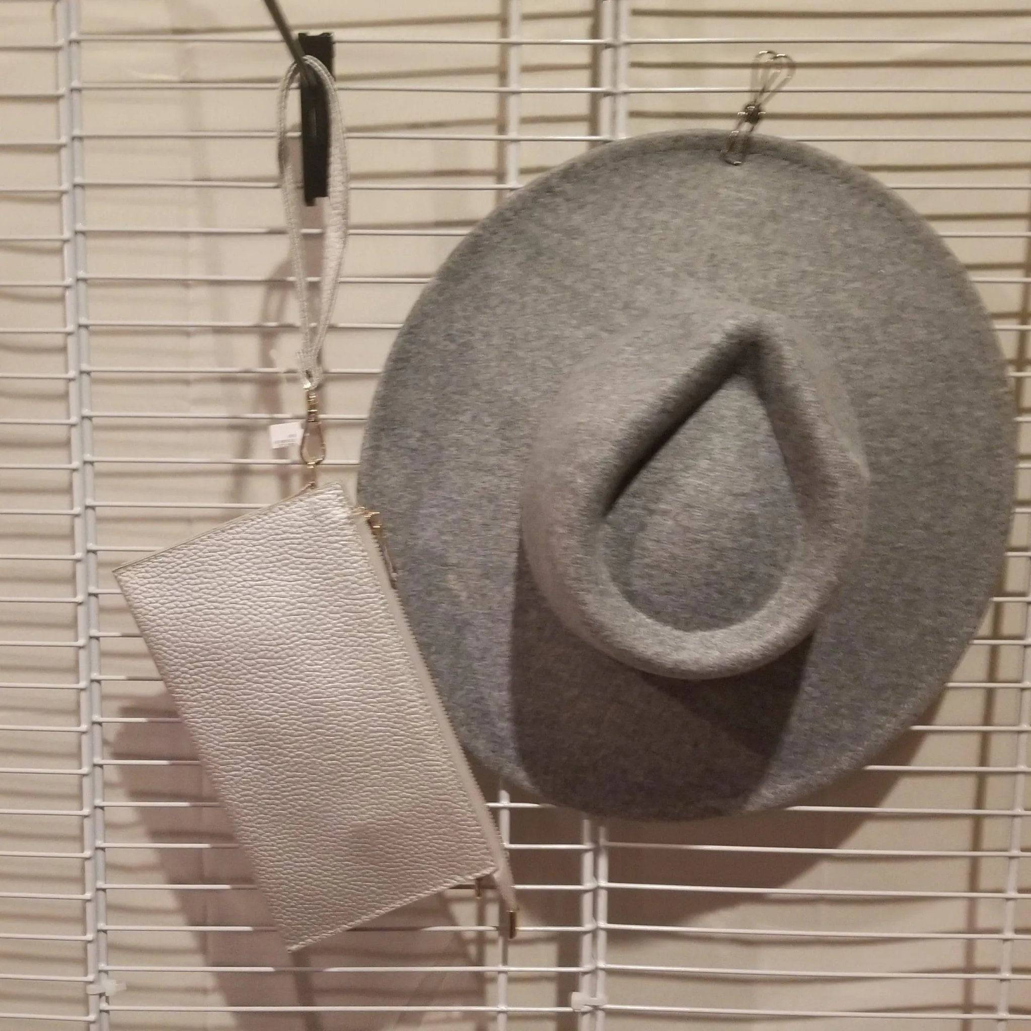 Textured Leather Clutch/Crossbody-SAGE.