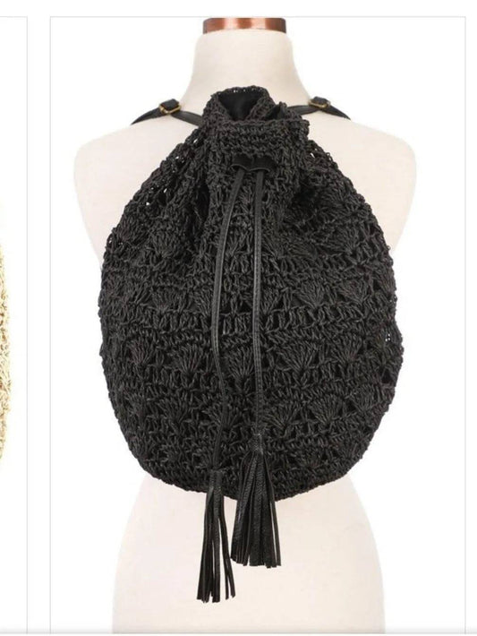 Woven Straw Backpack-Black.